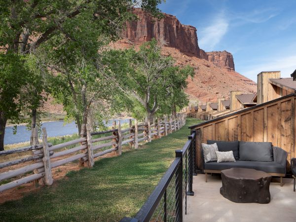 Red Cliffs Lodge